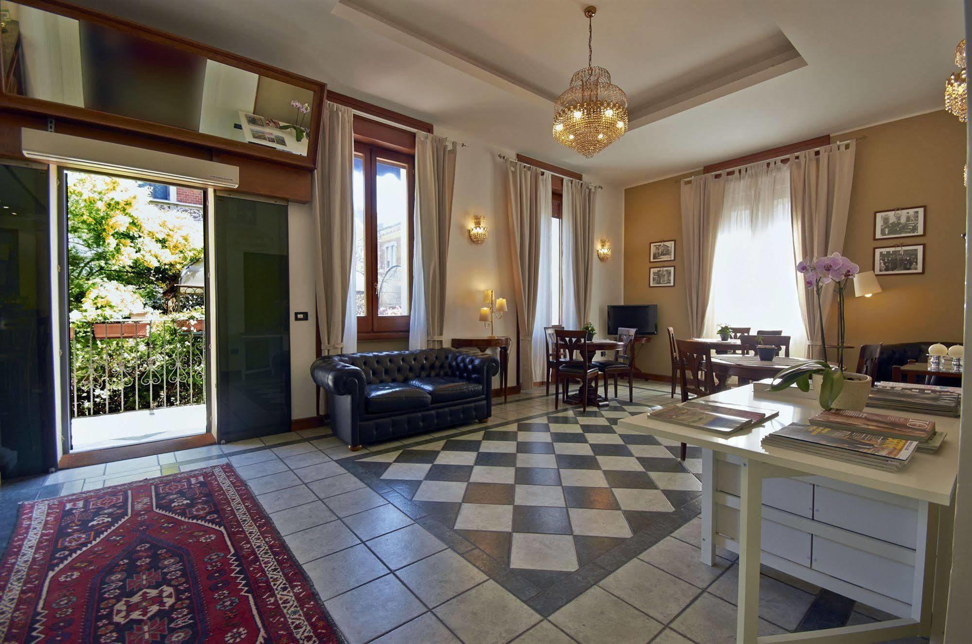 Hotel Bagliori Milano